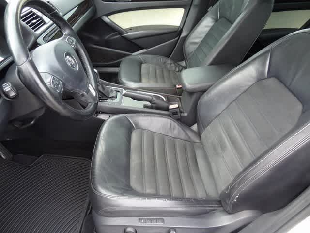 Thumbnail: 2014 Volkswagen Passat - 6