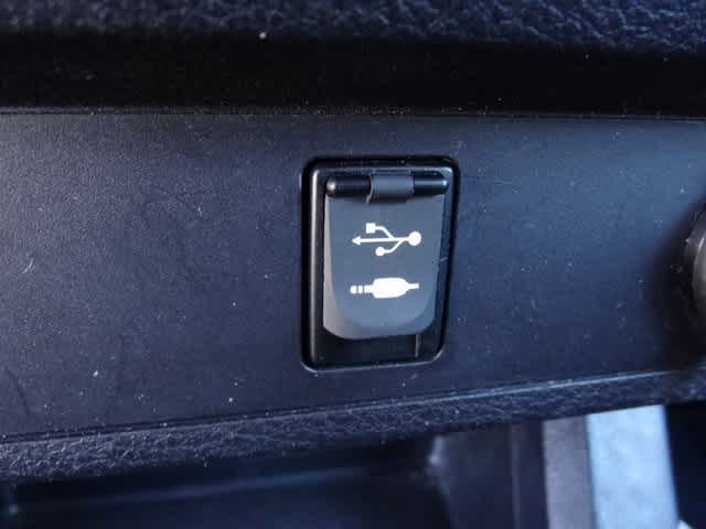 Thumbnail: 2017 Toyota Tacoma - 28