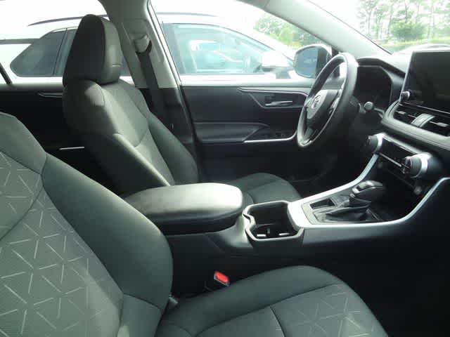 Thumbnail: 2024 Toyota RAV4 - 13