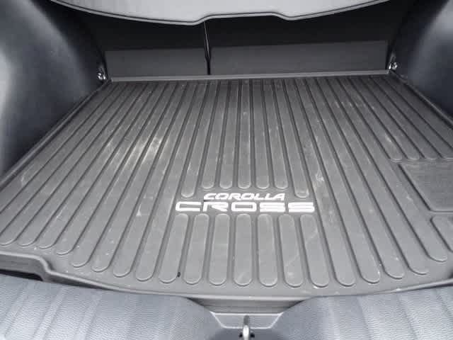 Thumbnail: 2025 Toyota Corolla Cross - 18