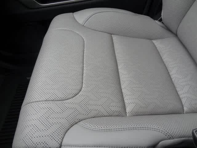 Thumbnail: 2023 Toyota Sequoia - 38