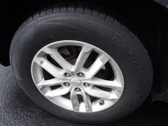 2015 Kia Sorento LX 10