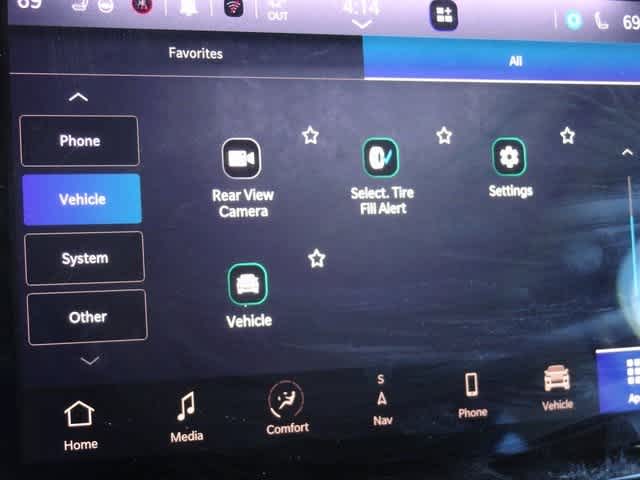 Thumbnail: 2023 Jeep Grand Cherokee - 25