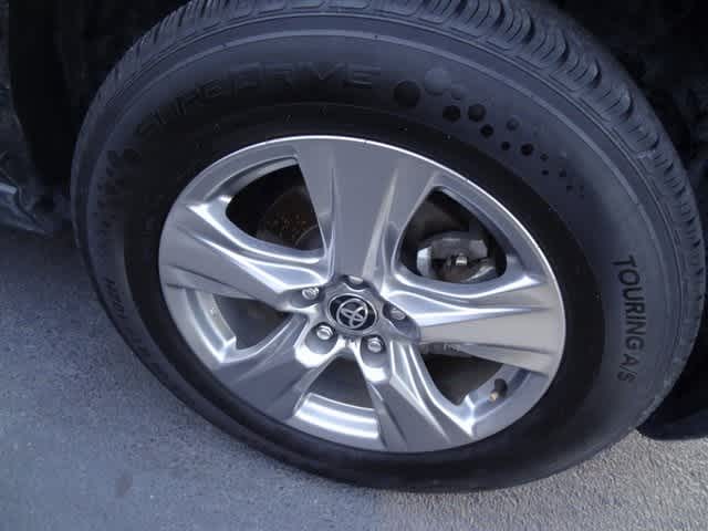 Thumbnail: 2024 Toyota RAV4 - 21