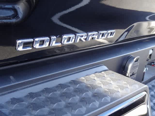 Thumbnail: 2024 Chevrolet Colorado - 17