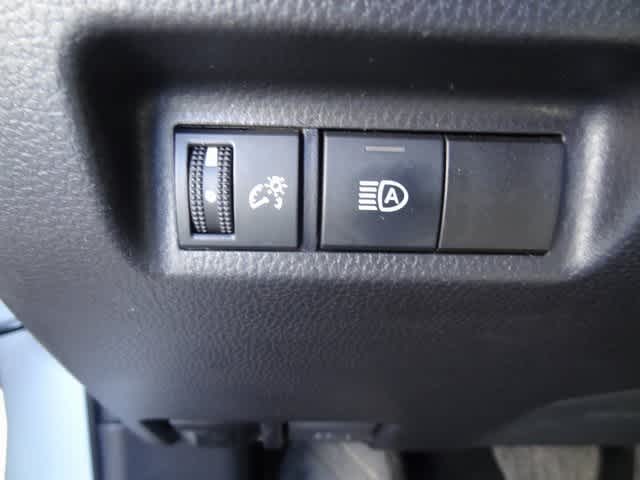 Thumbnail: 2025 Toyota RAV4 - 12