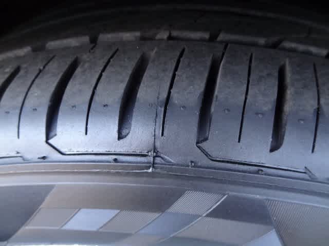 Thumbnail: 2022 Chevrolet Malibu - 14