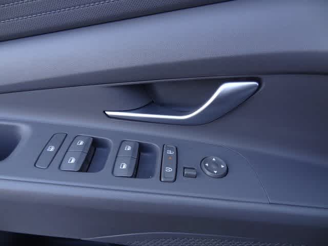 Thumbnail: 2024 Hyundai Elantra - 8