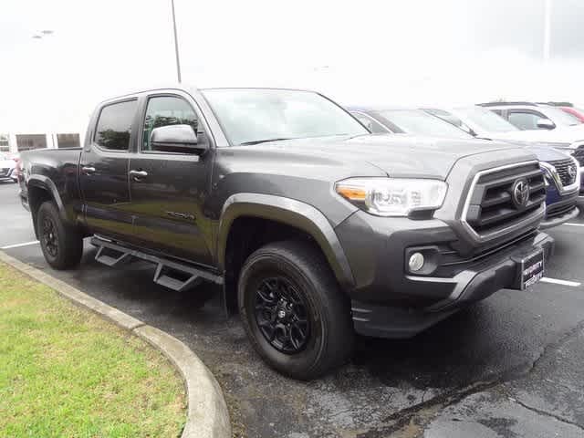 Thumbnail: 2022 Toyota Tacoma - 3