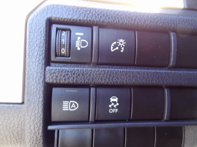 Thumbnail: 2024 Toyota Tacoma - 15