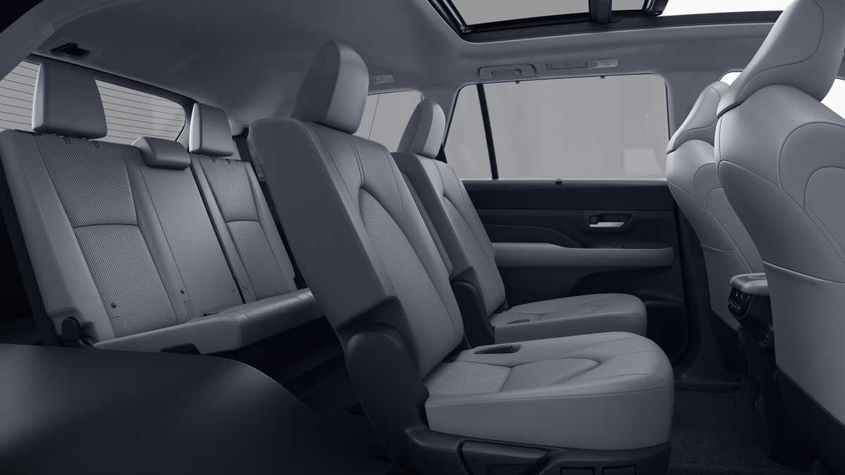 Thumbnail: 2025 Toyota Grand Highlander - 21