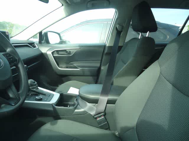 Thumbnail: 2025 Toyota RAV4 - 8