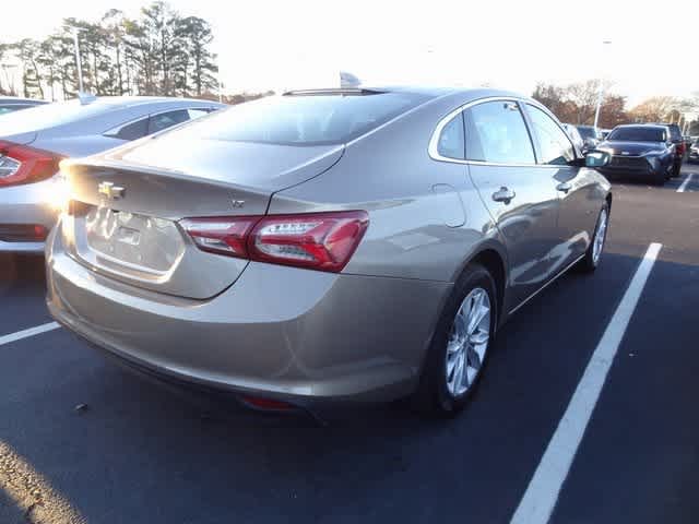 Thumbnail: 2022 Chevrolet Malibu - 4