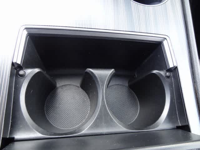 Thumbnail: 2023 Toyota Sienna - 49