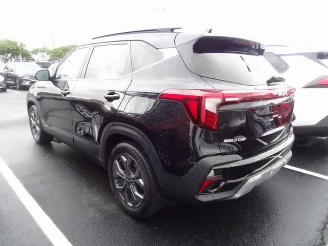 Thumbnail: 2024 Kia Seltos - 5