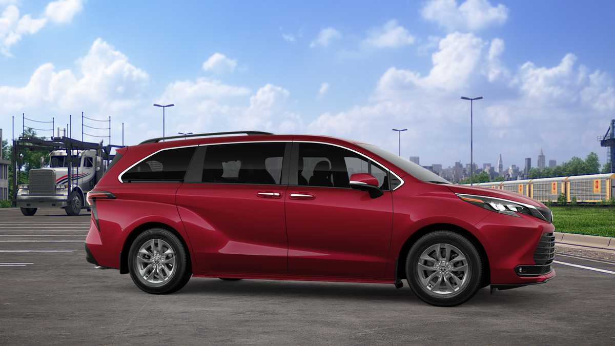 Thumbnail: 2026 Toyota Sienna - 13