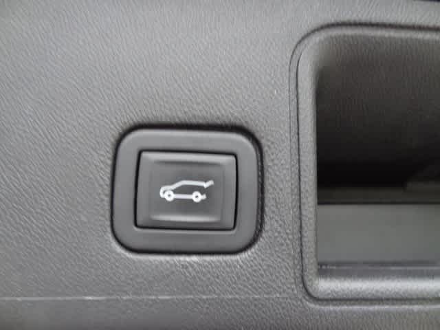 Thumbnail: 2023 GMC Terrain - 11