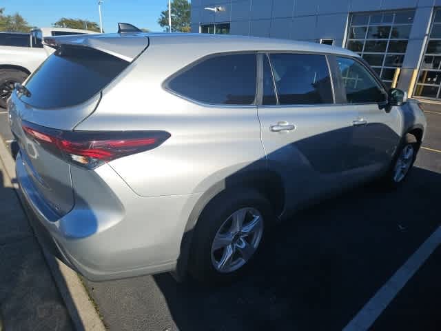 Thumbnail: 2024 Toyota Highlander - 5
