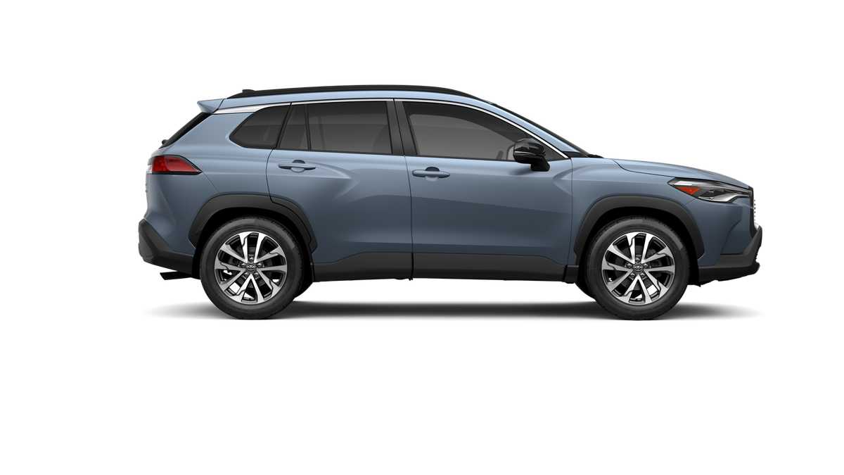 Thumbnail: 2025 Toyota Corolla Cross - 12