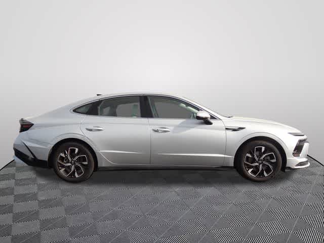 Thumbnail: 2025 Hyundai Sonata - 4