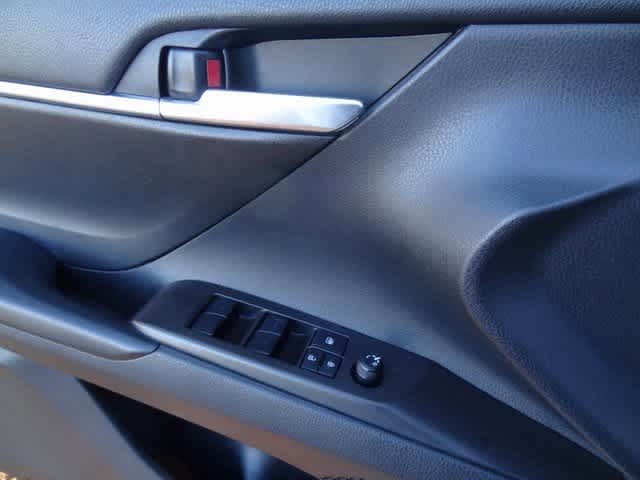 Thumbnail: 2023 Toyota Camry - 13