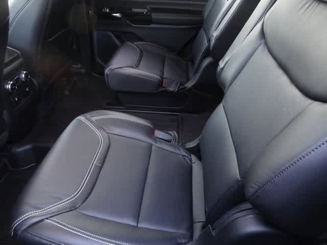 Thumbnail: 2023 Ford Explorer - 17