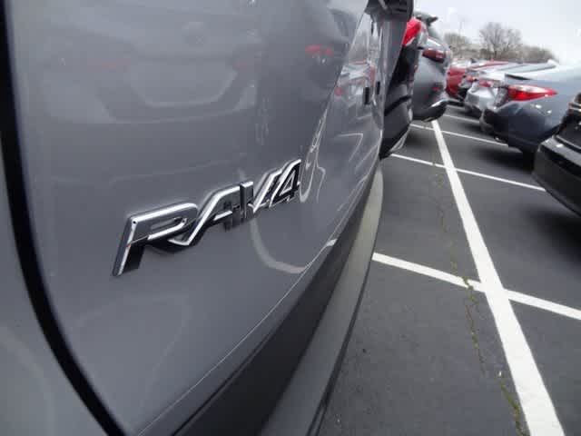 Thumbnail: 2024 Toyota RAV4 - 6