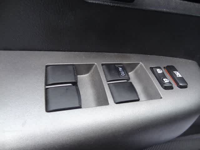 Thumbnail: 2012 Toyota Tundra - 14