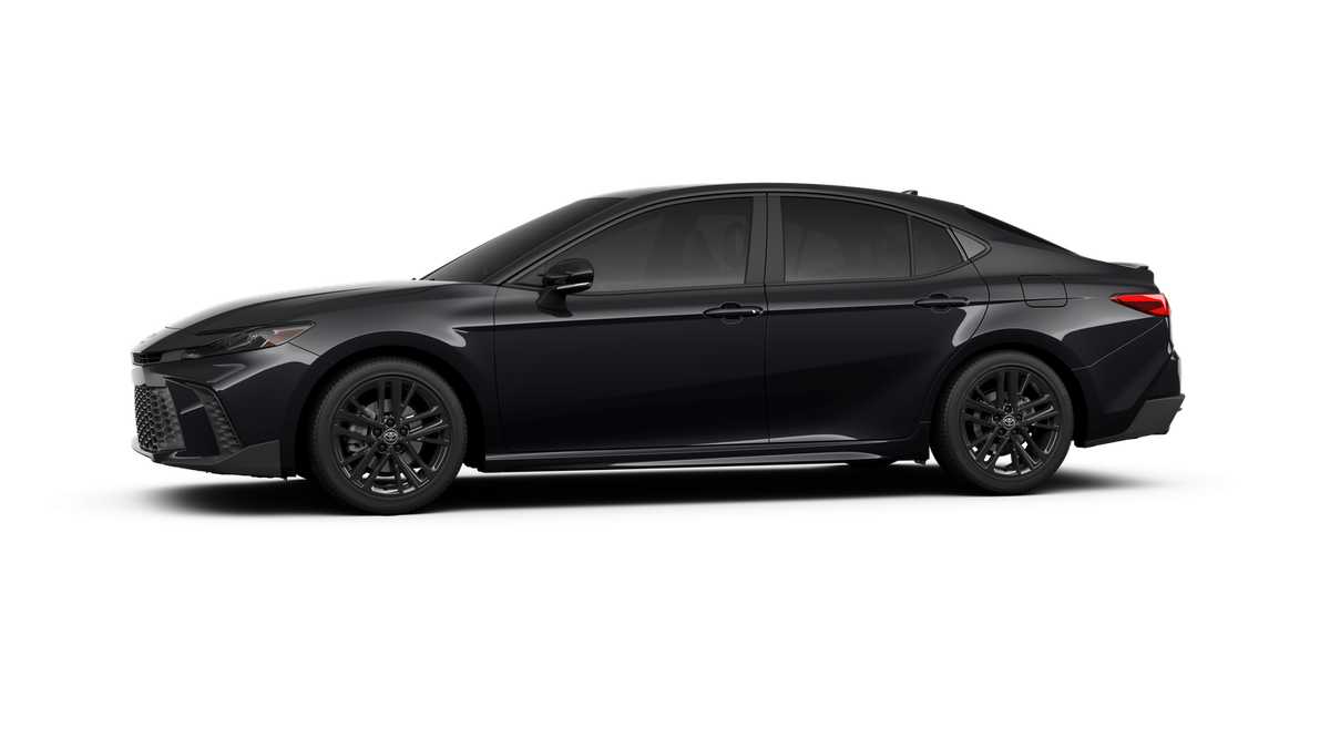 Thumbnail: 2025 Toyota Camry - 3