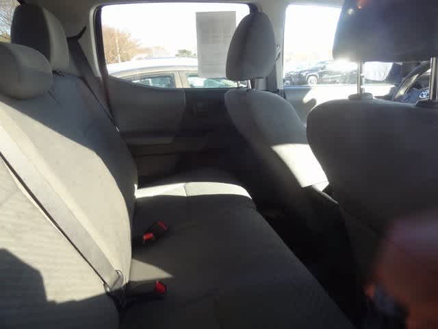 Thumbnail: 2021 Toyota Tacoma - 12