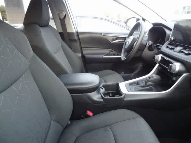 Thumbnail: 2024 Toyota RAV4 - 8