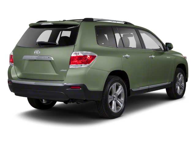 Thumbnail: 2013 Toyota Highlander - 2