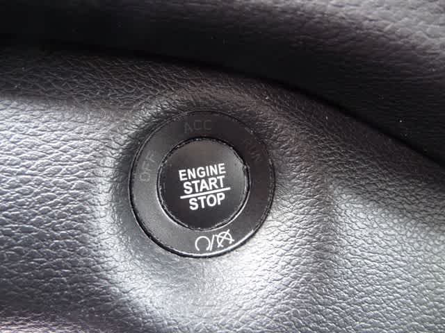 Thumbnail: 2020 Jeep Cherokee - 10