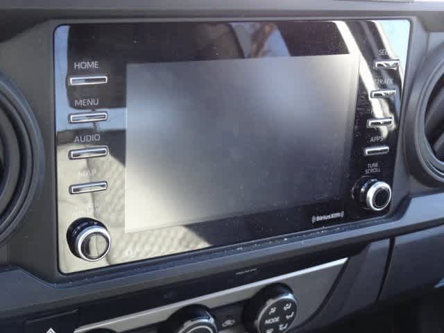 Thumbnail: 2022 Toyota Tacoma - 16