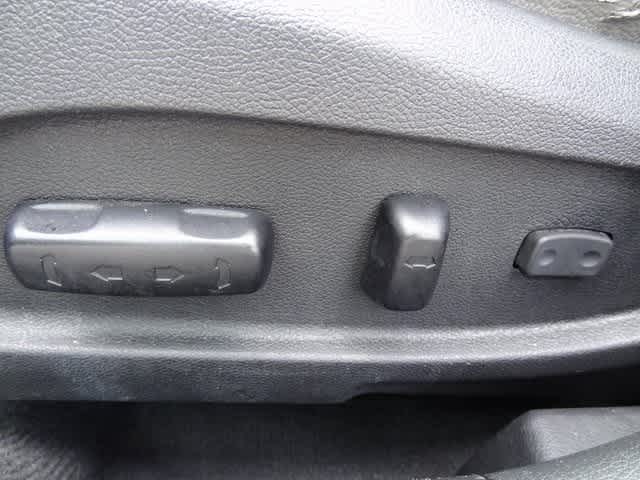 2013 Hyundai Sonata Limited 9
