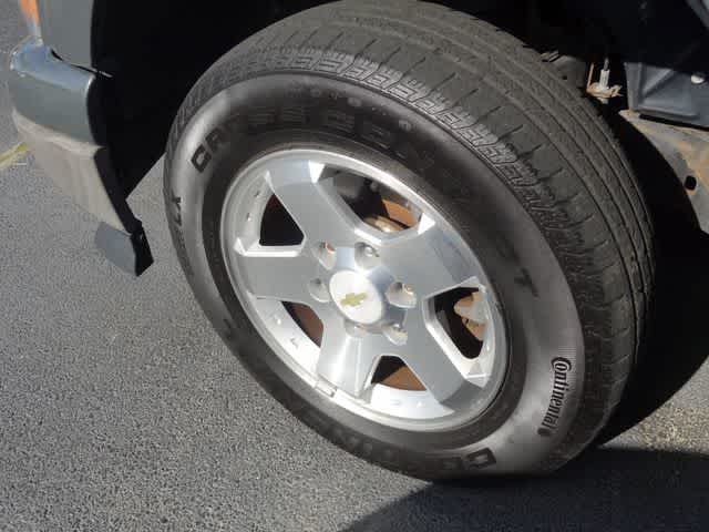 Thumbnail: 2012 Chevrolet Colorado - 23