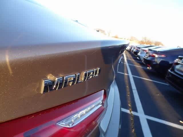 Thumbnail: 2022 Chevrolet Malibu - 16