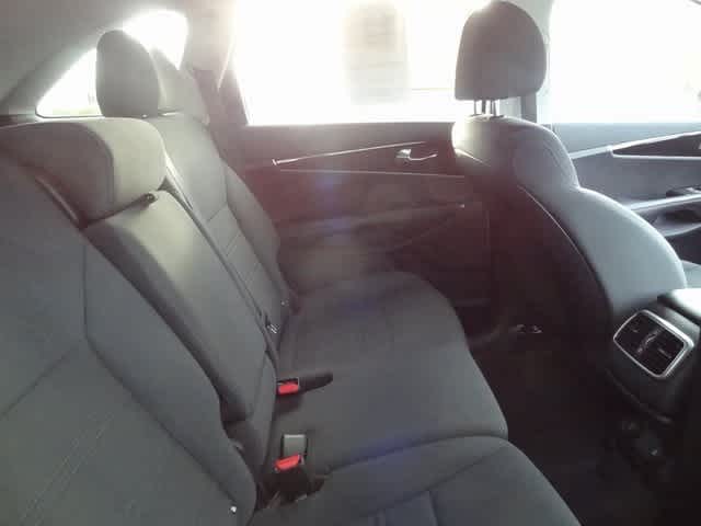 Thumbnail: 2020 Kia Sorento - 11