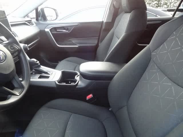 Thumbnail: 2024 Toyota RAV4 - 6