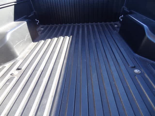 Thumbnail: 2022 Toyota Tacoma - 7