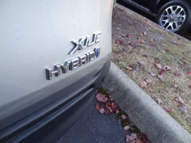 Thumbnail: 2024 Toyota Sienna - 22