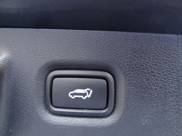 Thumbnail: 2023 Hyundai Santa Fe - 10