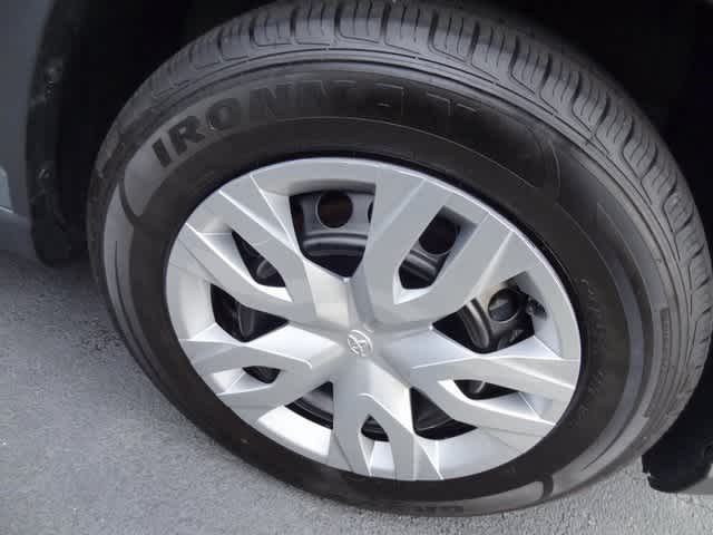 Thumbnail: 2023 Toyota Corolla Cross - 15