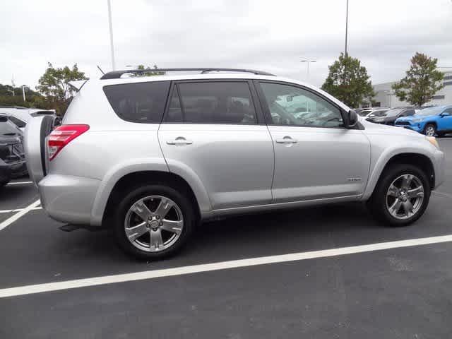Thumbnail: 2011 Toyota RAV4 - 6