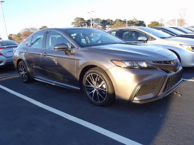 Thumbnail: 2023 Toyota Camry - 3