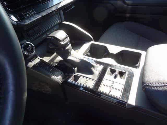 Thumbnail: 2025 Toyota Land Cruiser - 12