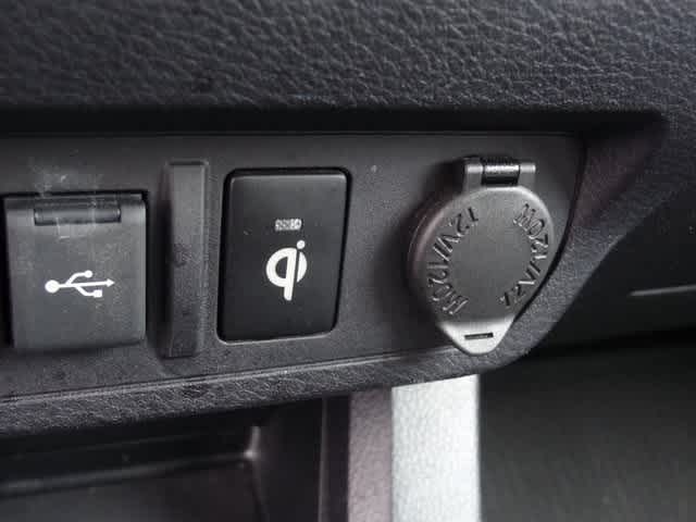 Thumbnail: 2021 Toyota Tacoma - 14