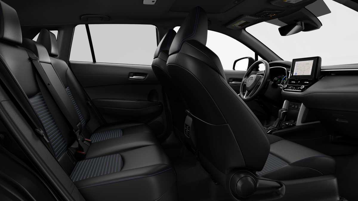 Thumbnail: 2025 Toyota Corolla Cross - 21