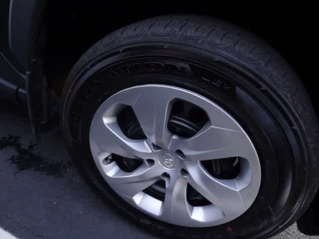 Thumbnail: 2023 Toyota RAV4 - 22