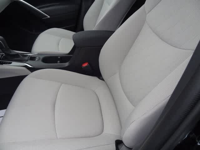 Thumbnail: 2025 Toyota Corolla Cross - 6